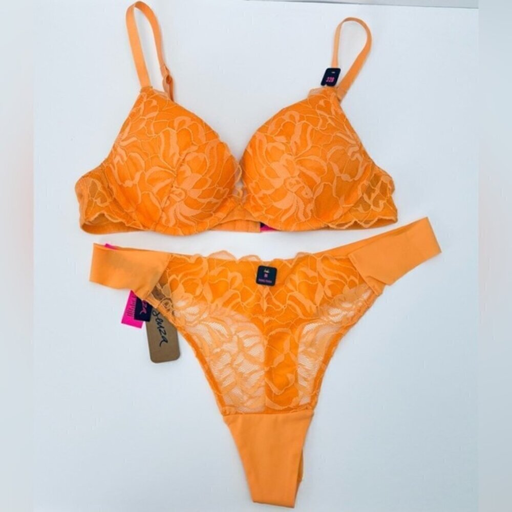 La Senza - Ladies Set of Push Up Bra & Thong Panty - Orange. Size:32B and M. NWT